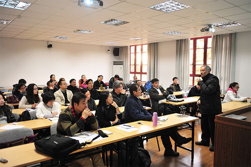 我校教师在教育信息化应用技术专题研修中荣获佳绩